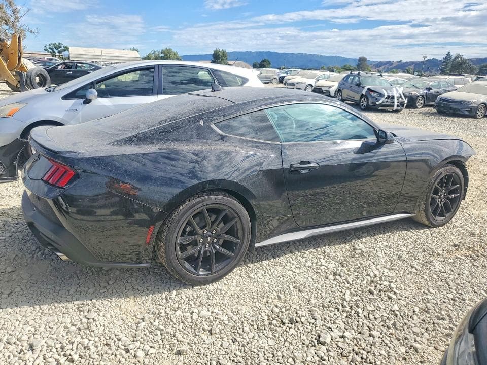 2025 FORD MUSTANG 3
