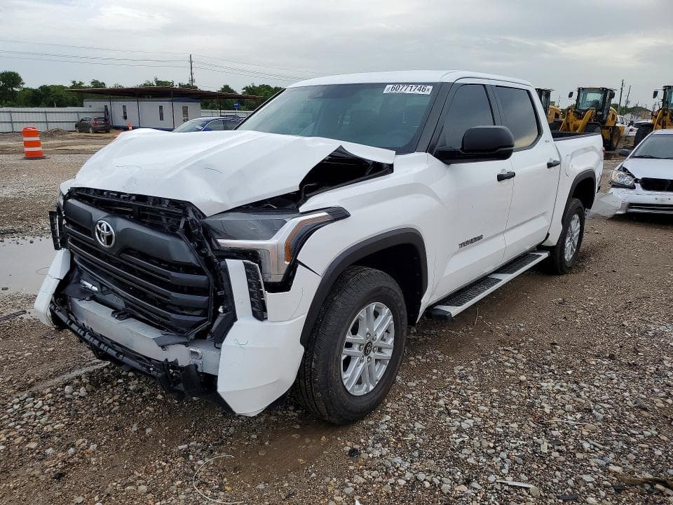 2026 TOYOTA TUNDRA SR5 - 1