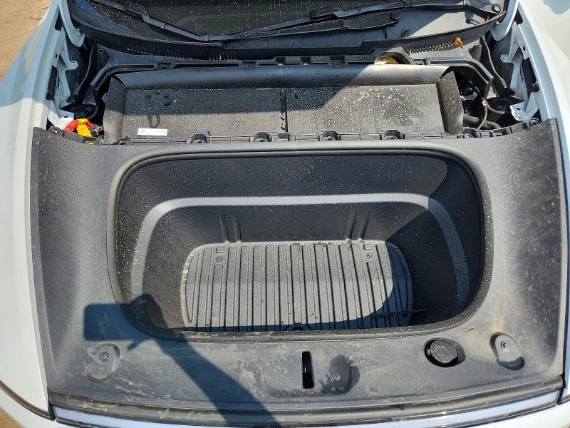 2026 TESLA MODEL Y 11