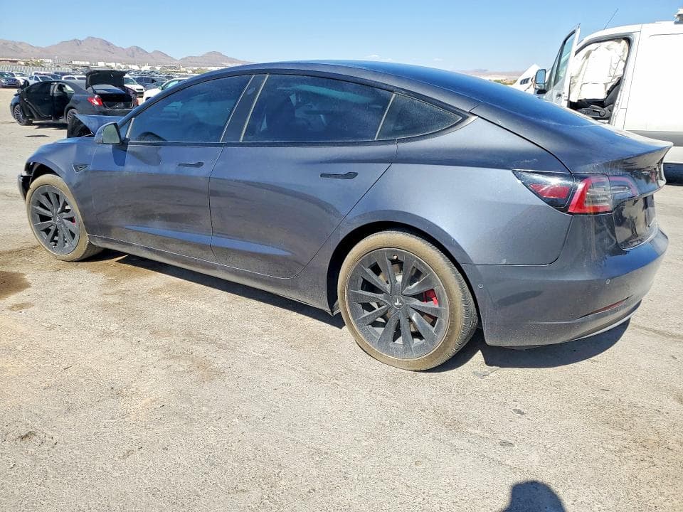 2022 TESLA MODEL 3 2