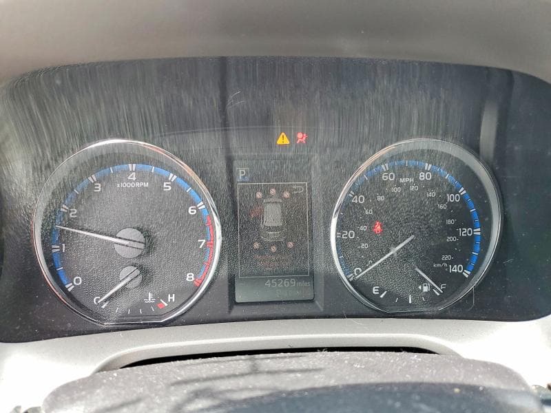 2017 TOYOTA RAV4 PLATINUM 9