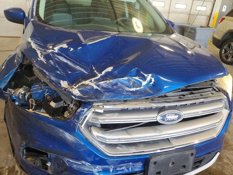2017 FORD ESCAPE SE 12
