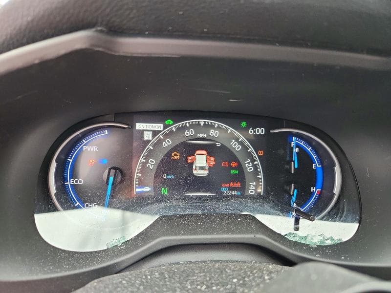 2024 TOYOTA RAV4 SE 9