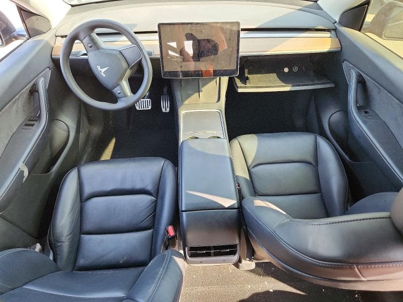 2022 TESLA MODEL Y 8