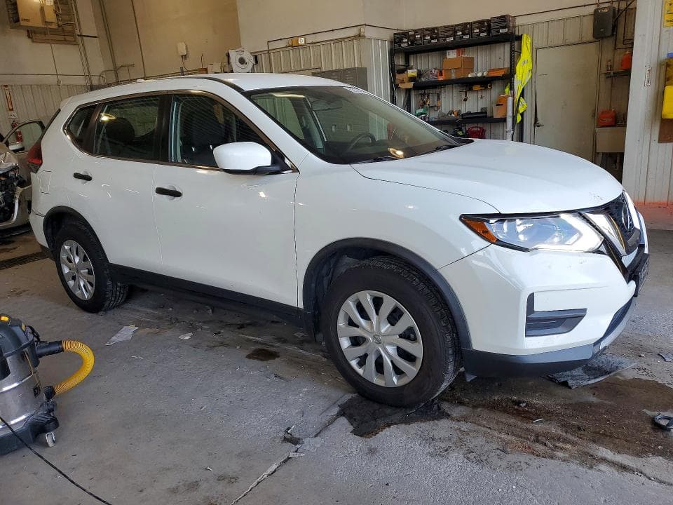2018 NISSAN ROGUE S 4