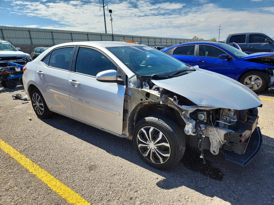 2017 TOYOTA COROLLA LE 4
