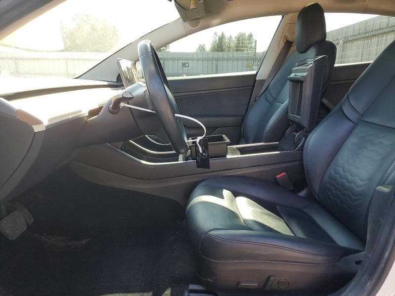 2018 TESLA MODEL 3 7
