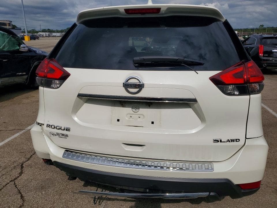 2017 NISSAN ROGUE SL 6