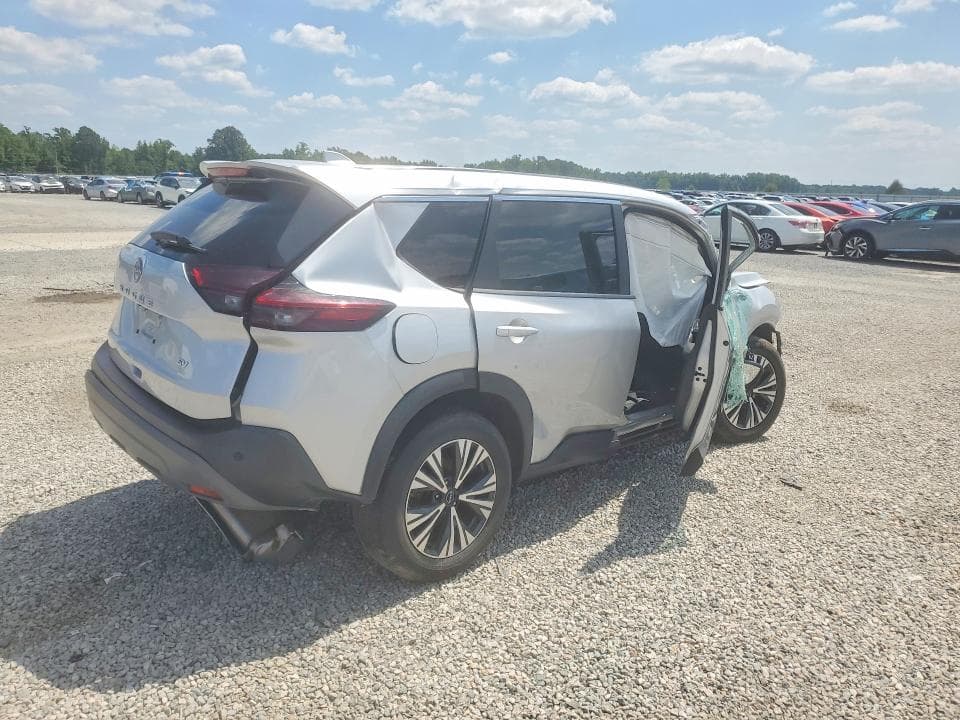 2023 NISSAN ROGUE SV 3