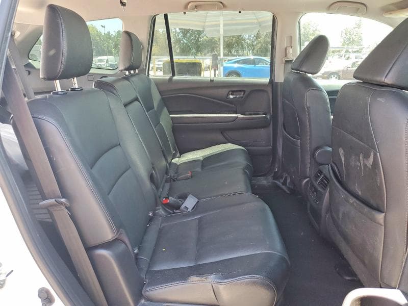 2021 HONDA PILOT SE 11