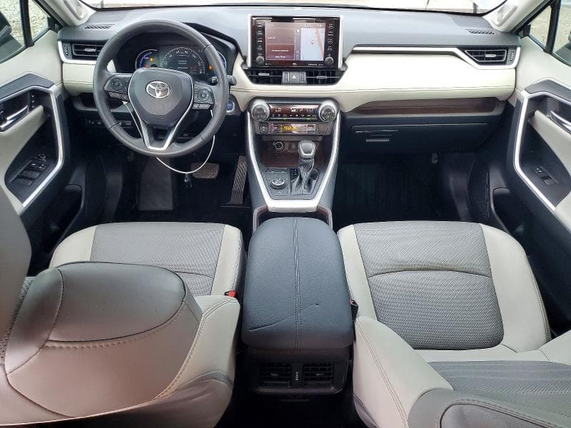 2021 TOYOTA RAV4 LIMITED 8