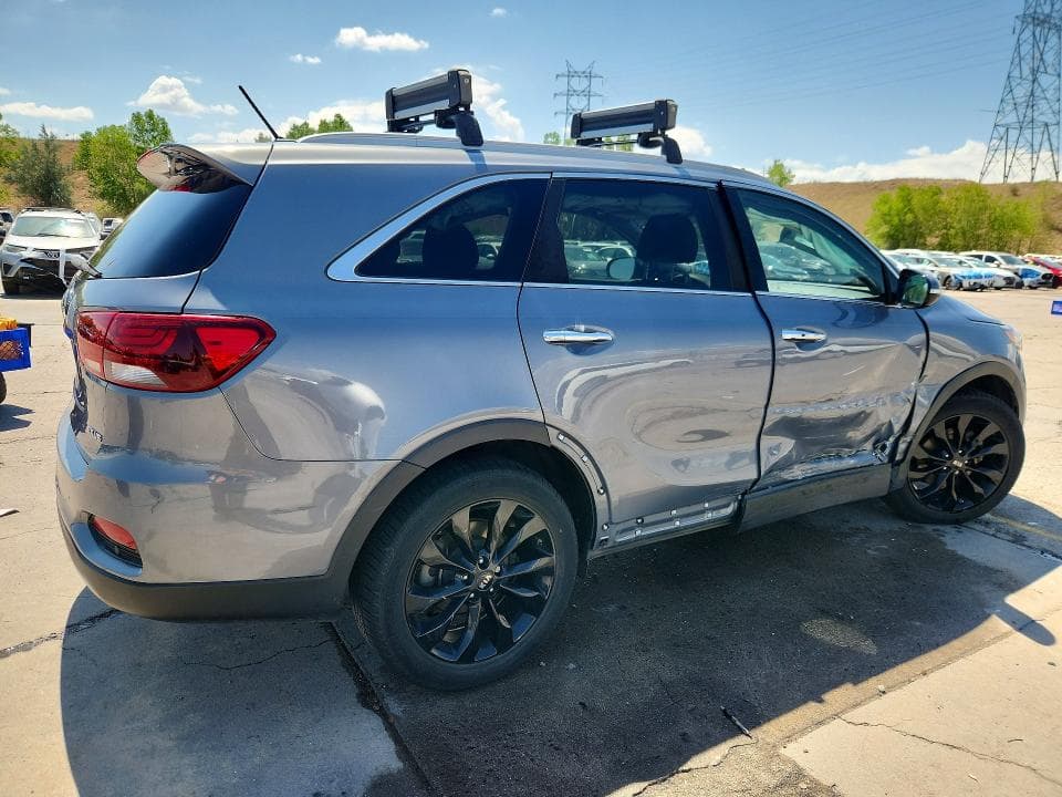 2020 KIA SORENTO EX V6 3