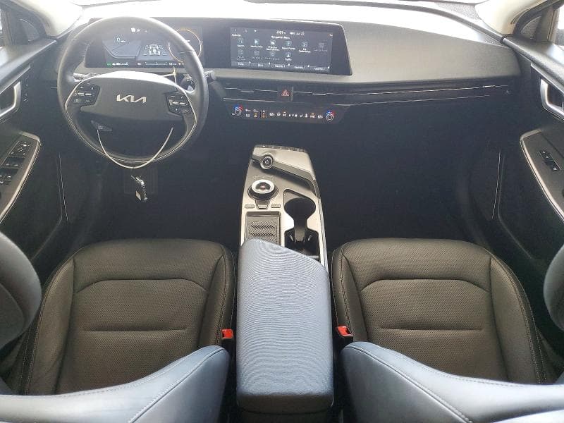 2024 KIA EV6 WIND 8