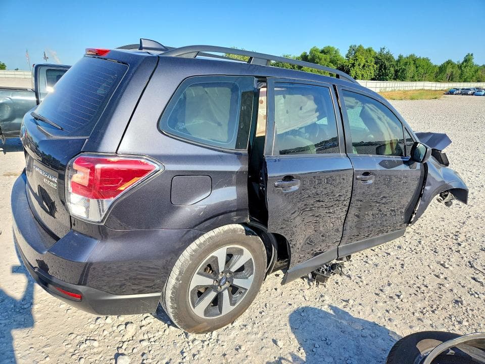 2017 SUBARU FORESTER 2.5I 3