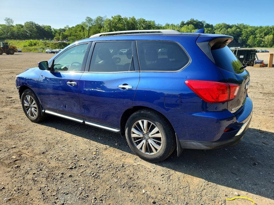 2019 NISSAN PATHFINDER S 2
