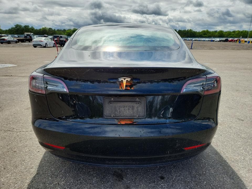 2020 TESLA MODEL 3 6
