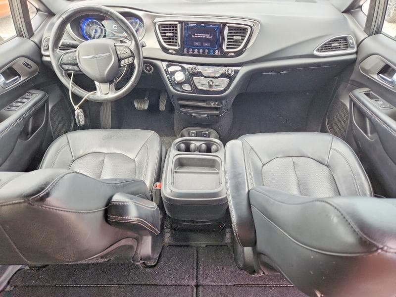 2020 CHRYSLER PACIFICA TOURING L 8