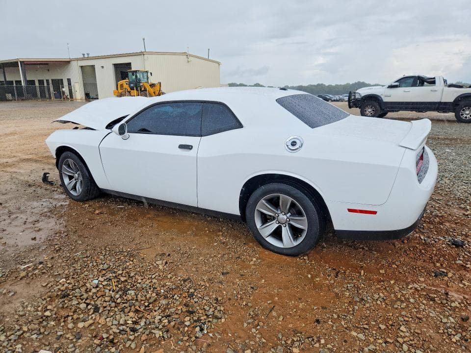 2019 DODGE CHALLENGER SXT 2