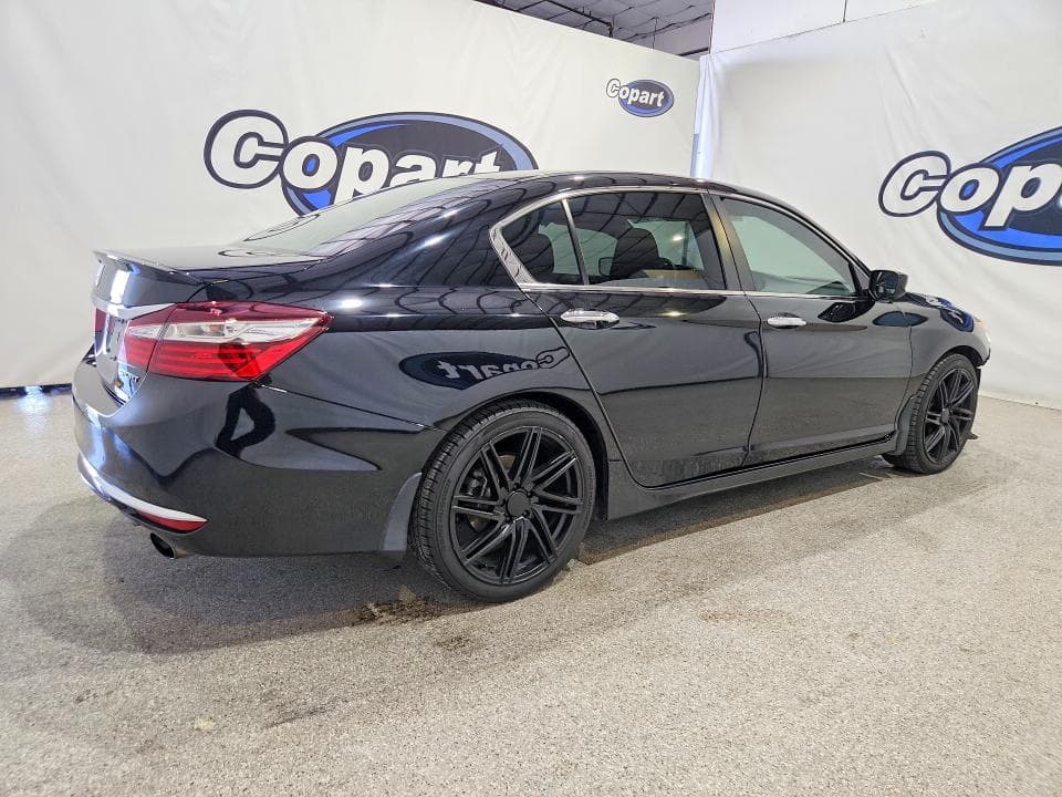2017 HONDA ACCORD SPORT 3