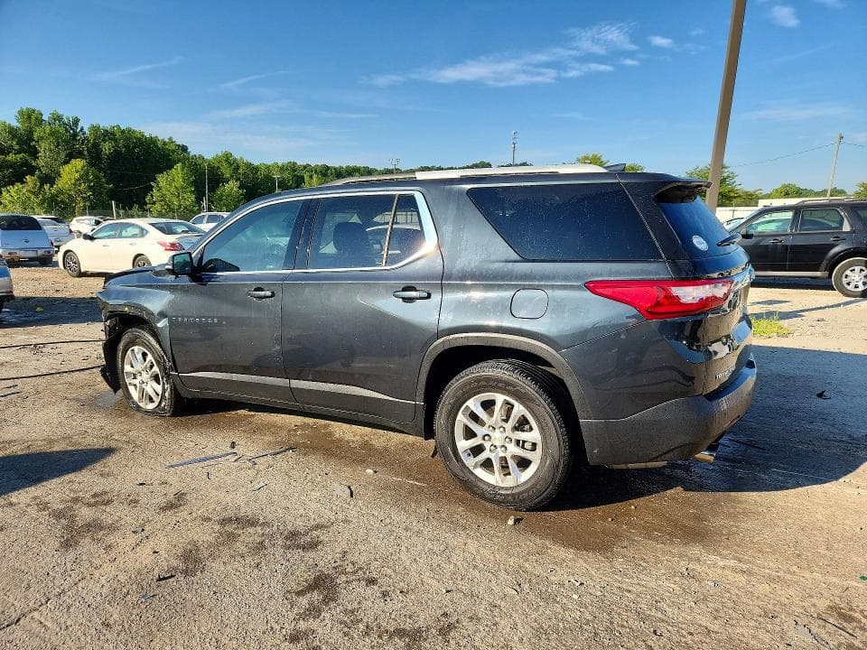 2018 CHEVROLET TRAVERSE LT 2