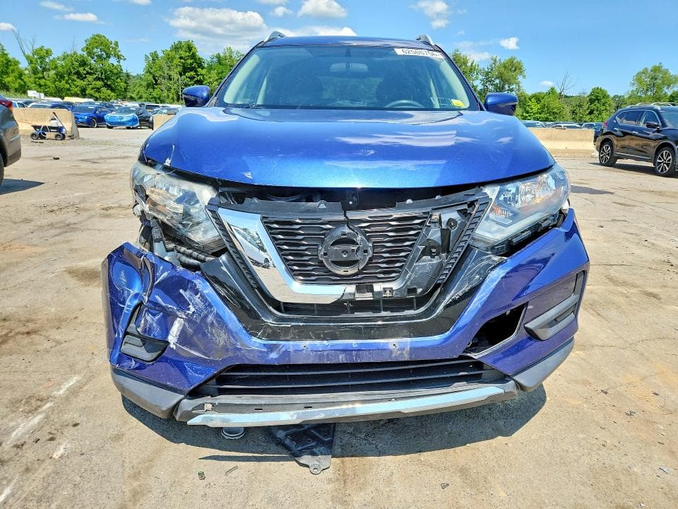 2017 NISSAN ROGUE SV 5