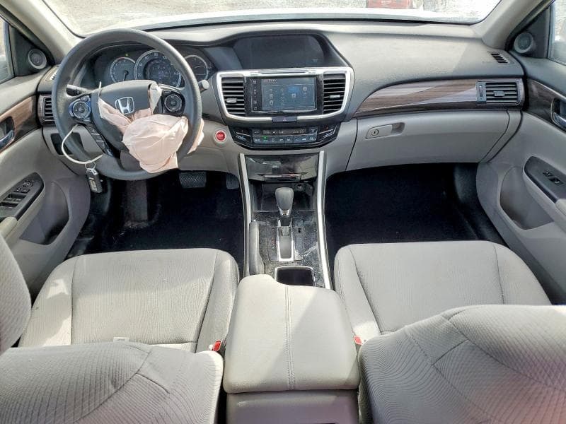 2017 HONDA ACCORD EX 8