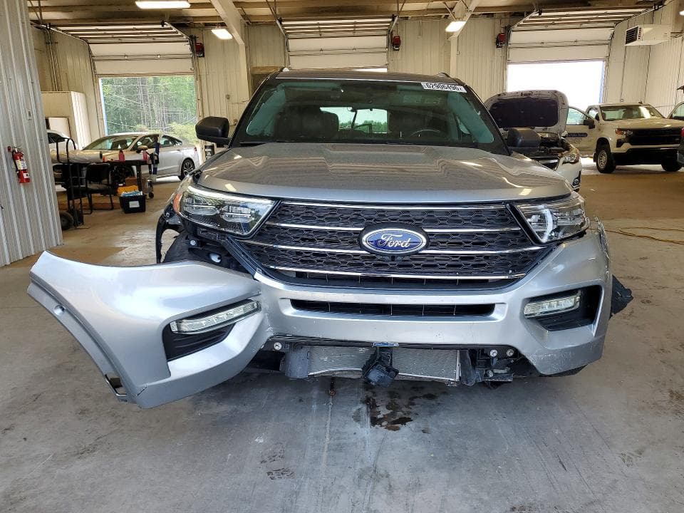 2023 FORD EXPLORER XLT 5