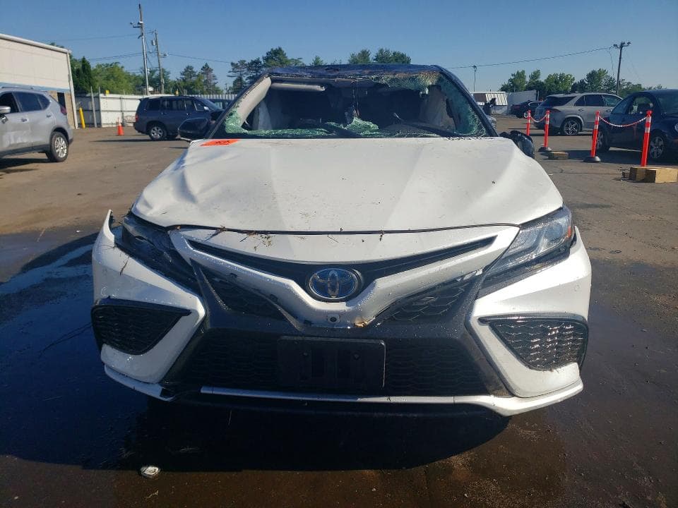 2021 TOYOTA CAMRY XSE 5