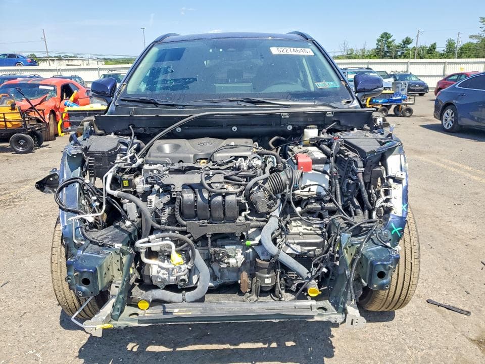 2024 TOYOTA RAV4 XLE 5