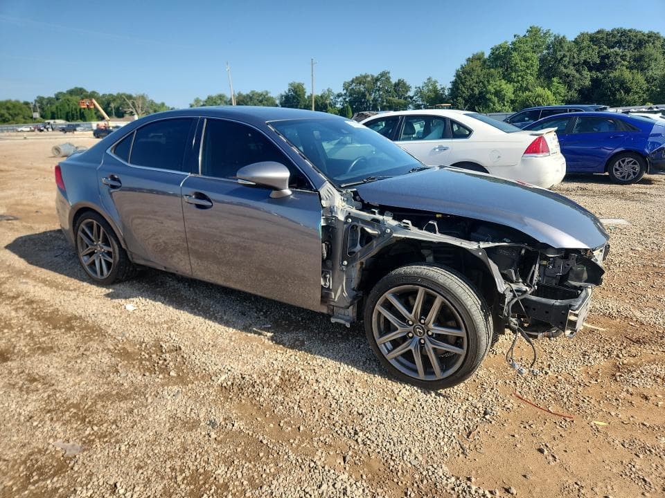 2017 LEXUS IS 200T 4