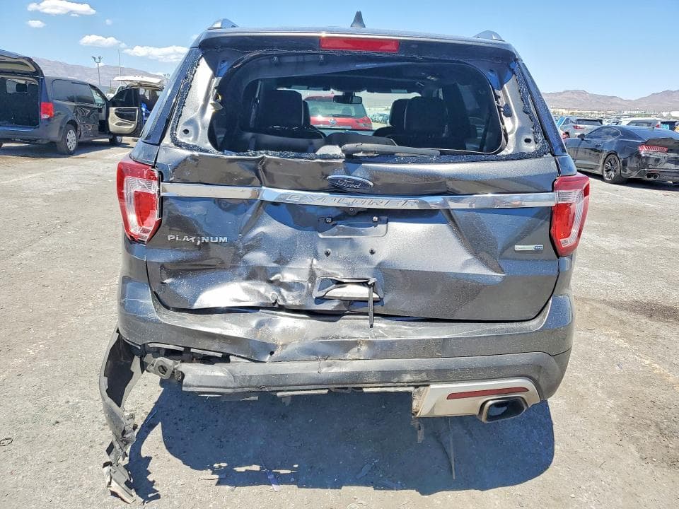 2017 FORD EXPLORER PLATINUM 6