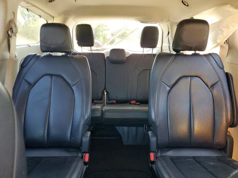 2017 CHRYSLER PACIFICA TOURING L 10