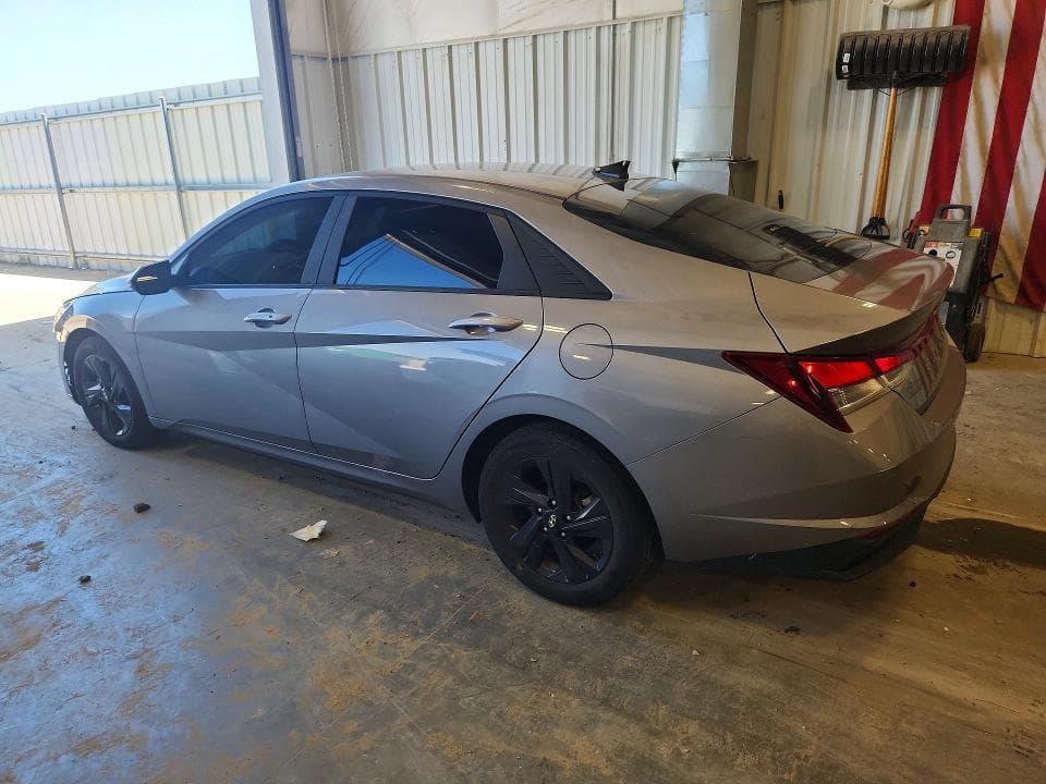2022 HYUNDAI ELANTRA SEL 2