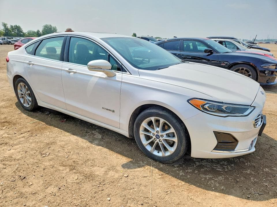 2019 FORD FUSION SEL 4