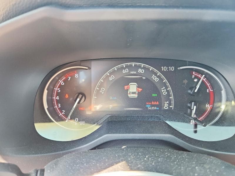 2023 TOYOTA RAV4 XLE 9