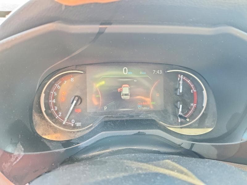 2020 TOYOTA RAV4 LIMITED 9