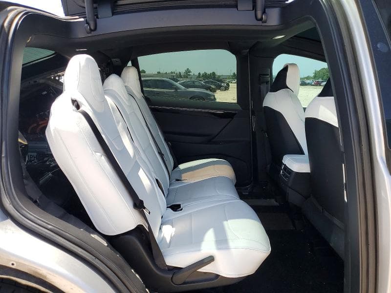 2018 TESLA MODEL X 11