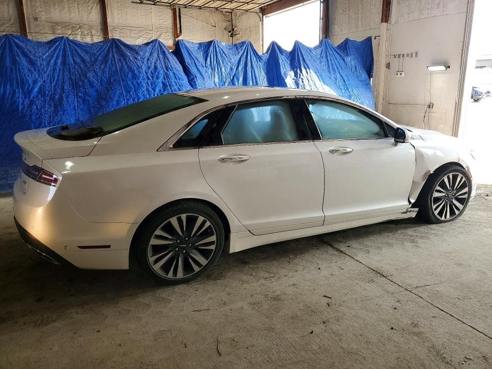 2017 LINCOLN MKZ RESERVE 3