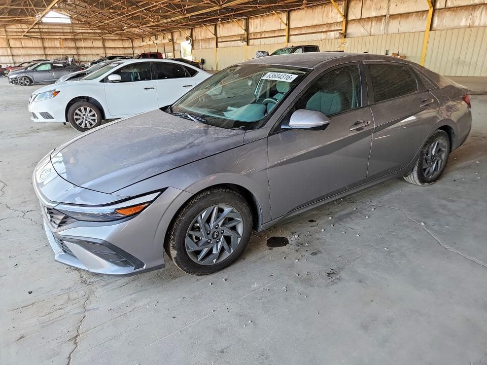 2024 HYUNDAI ELANTRA SEL - 1
