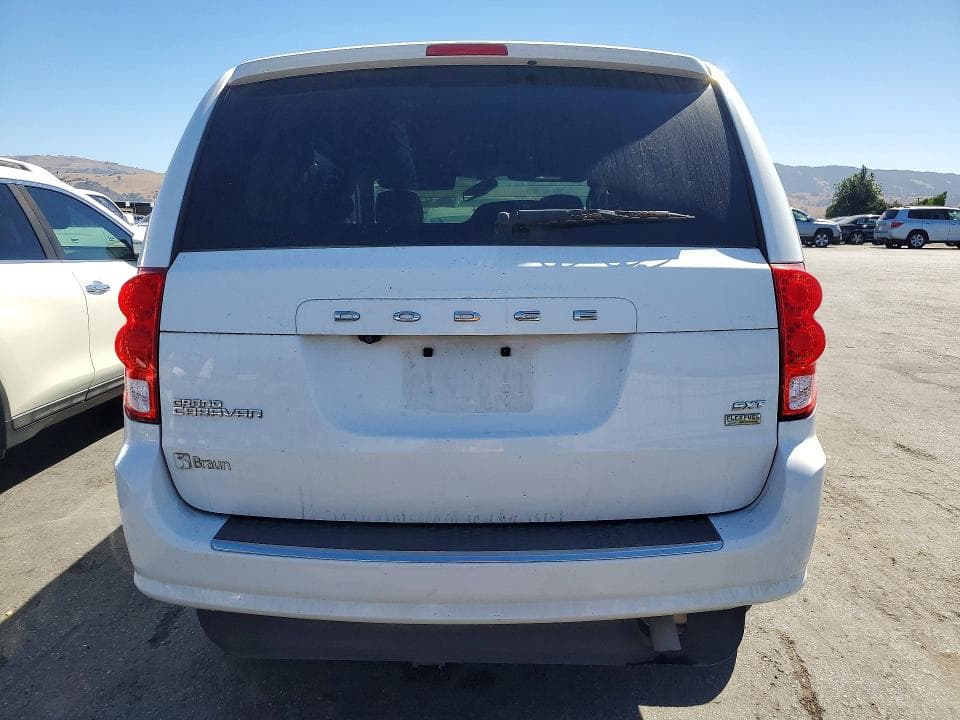 2017 DODGE GRAND CARAVAN SXT 6