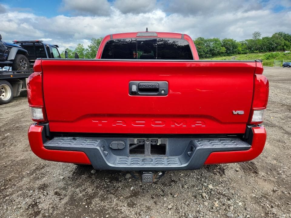 2017 TOYOTA TACOMA TRD SPORT 6