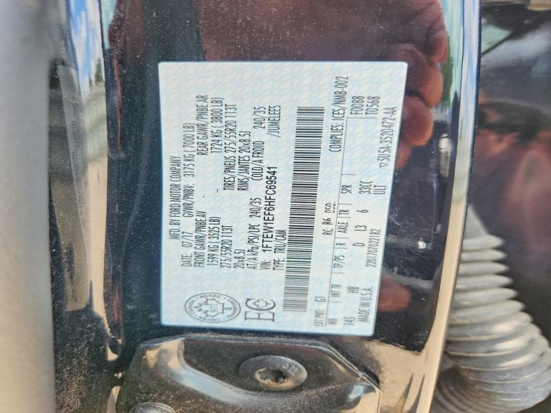 2017 FORD F150 SUPERCREW 12