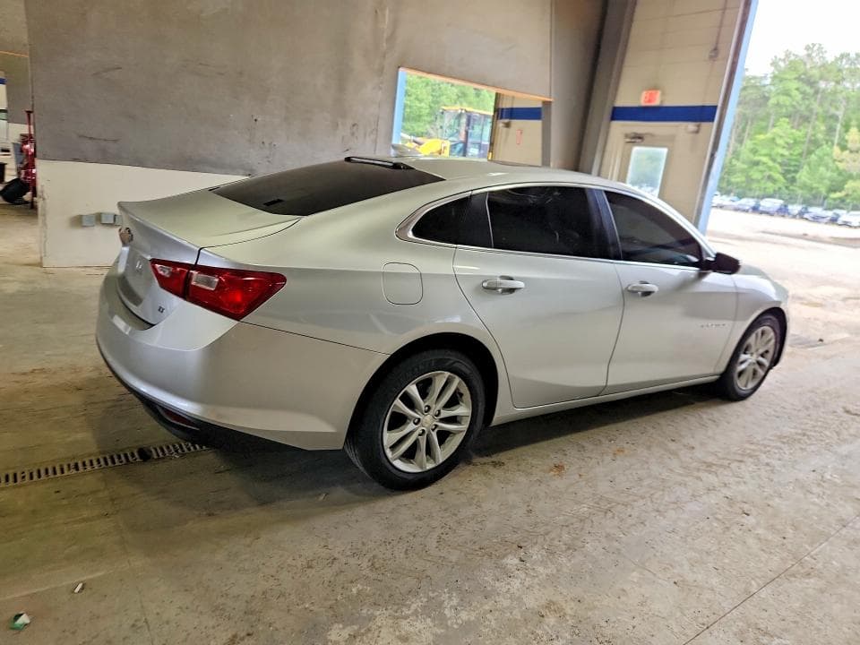 2018 CHEVROLET MALIBU LT 3