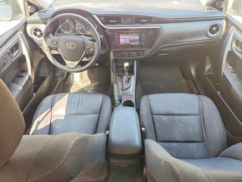 2017 TOYOTA COROLLA LE 8