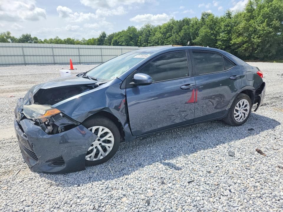 2017 TOYOTA COROLLA LE