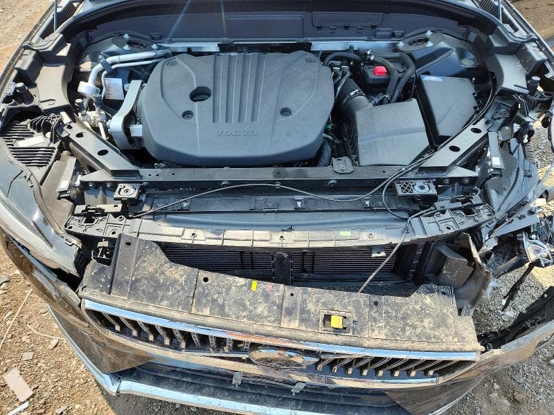 2023 VOLVO XC60 PLUS 11