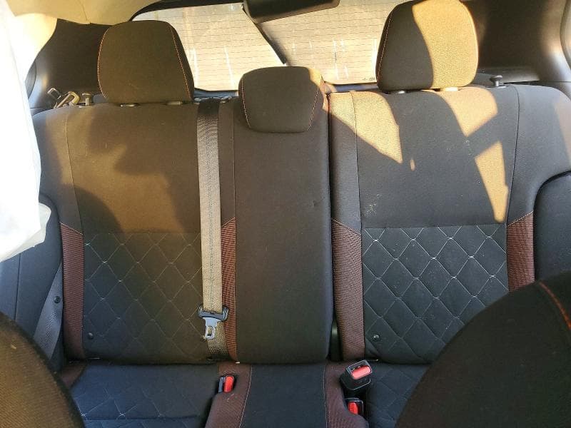 2020 NISSAN KICKS SR 10