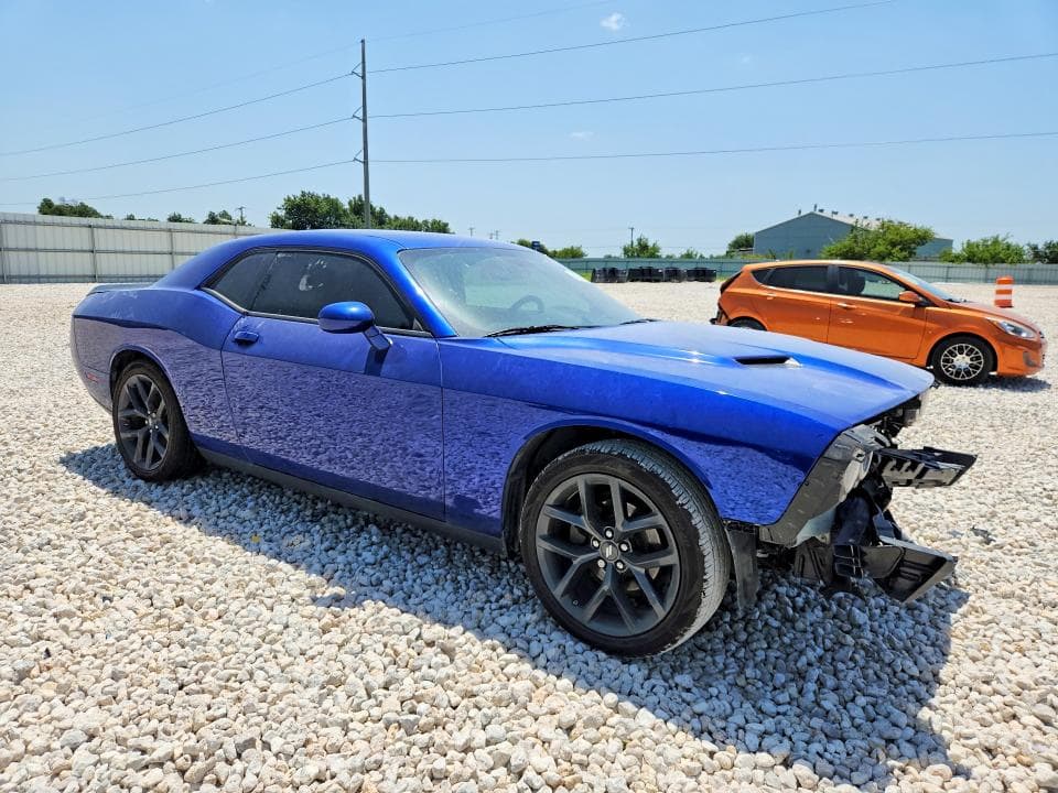 2022 DODGE CHALLENGER SXT 4