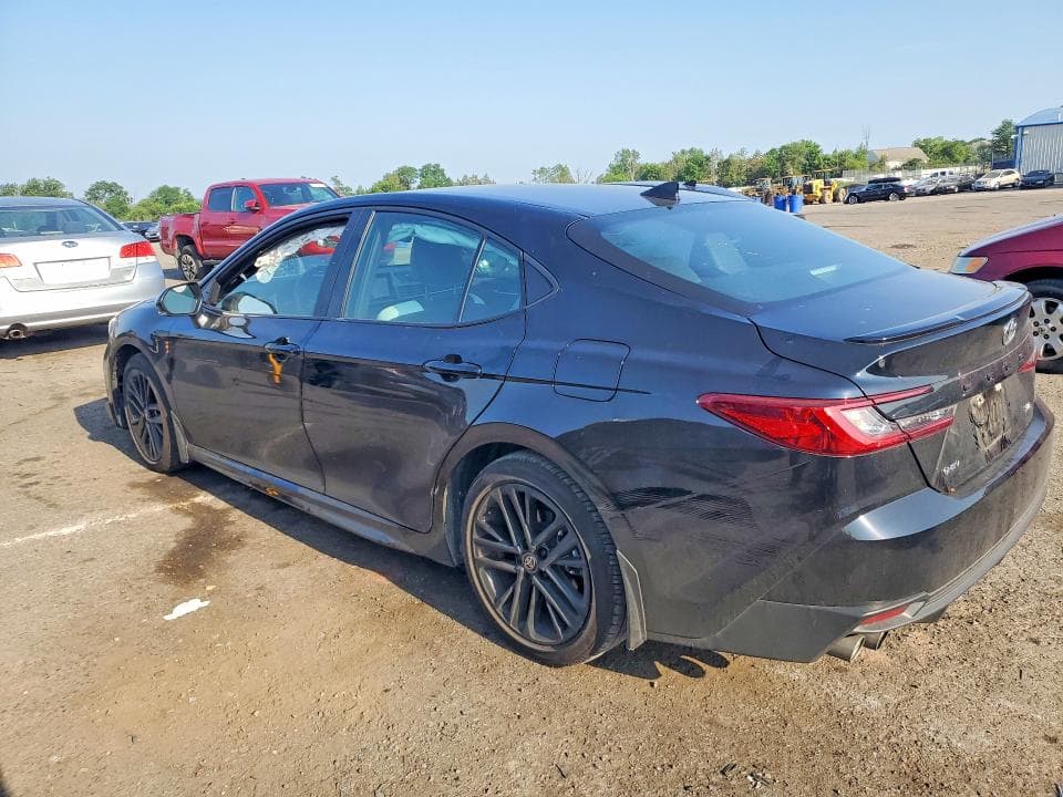 2025 TOYOTA CAMRY SE 2