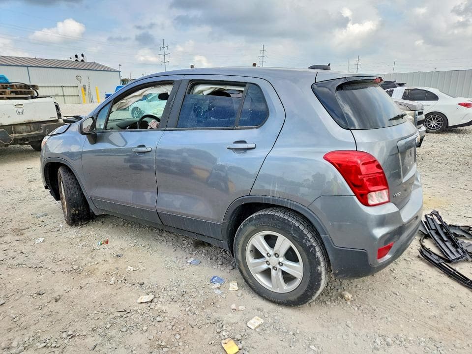 2020 CHEVROLET TRAX LS 2
